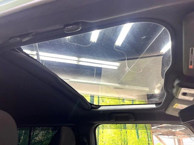 Daihatsu TAFT Gターボ　ダーククロムベンチャー photo 3