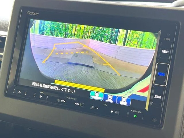 Honda N BOX CUSTOM L photo 4