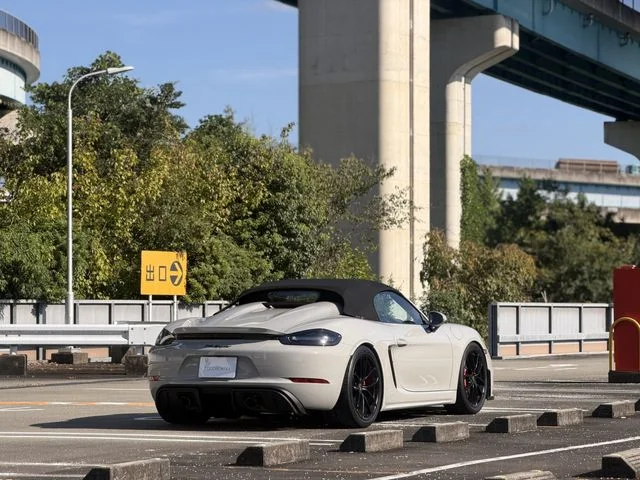 Porsche PORSCHE 718Spyder ベースグレード photo 2