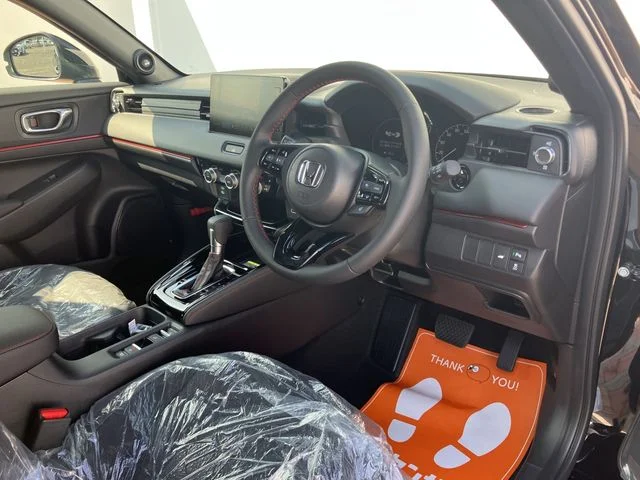 Honda VEZEL e:HEV RS photo 2