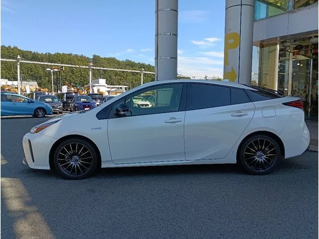 Toyota PRIUS S photo 4