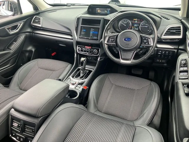 Subaru FORESTER アドバンス photo 2