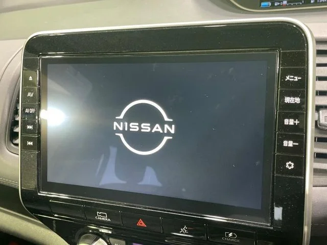 Nissan SERENA WG e−POWER　ハイウェイスター　V photo 3