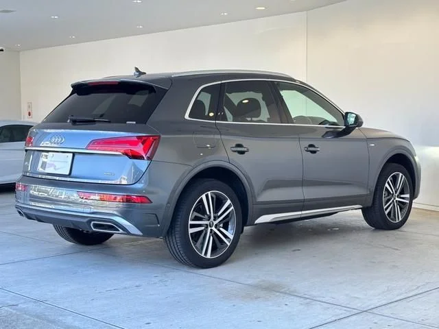 Audi AUDI Q5 Sライン　ダイナミックエディション photo 3