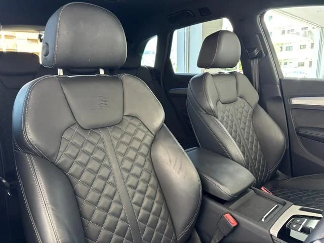 Audi AUDI Q5 Sライン　ダイナミックエディション photo 4