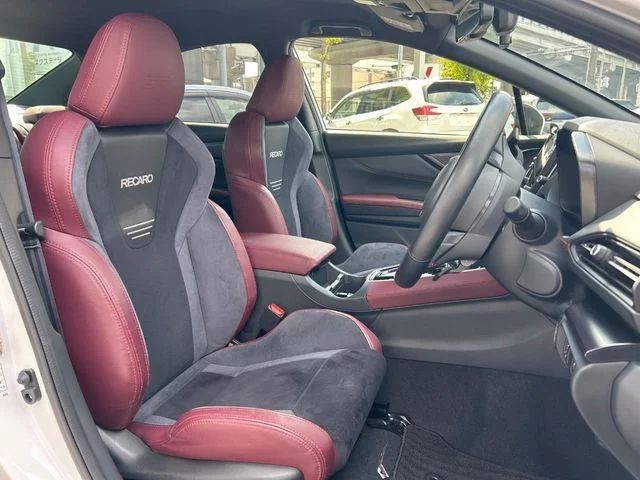 Subaru WRX S4 STI　スポーツ　R　EX photo 3