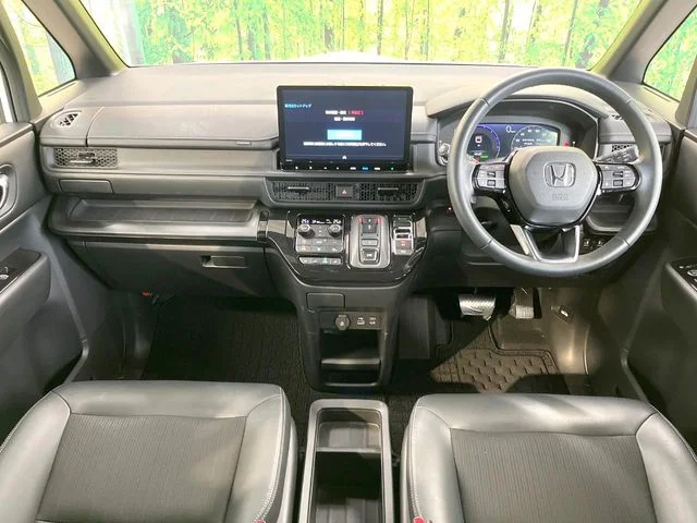 Honda STEPWAGON e:HEV SPADA ベースグレード photo 2