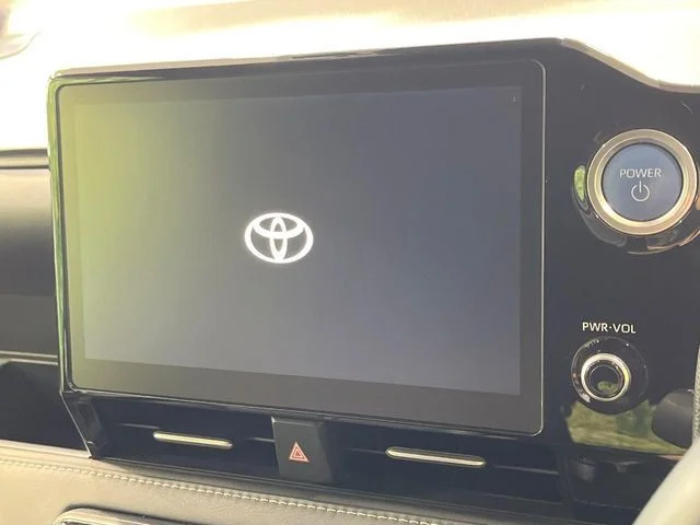 Toyota NOAH HYBRID S−Z photo 4