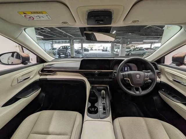 Toyota CROWN CROSSOVER G　アドバンスド　レザーパッケージ photo 2