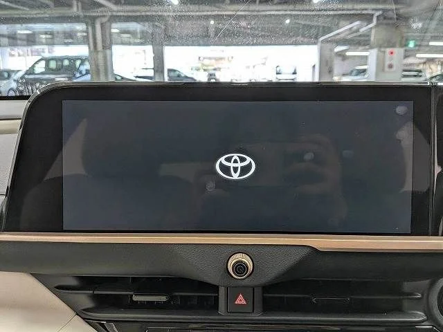 Toyota CROWN CROSSOVER G　アドバンスド　レザーパッケージ photo 3
