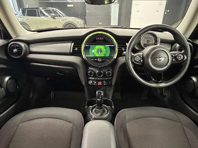 Bmw MINI COOPER ベースグレード photo 2