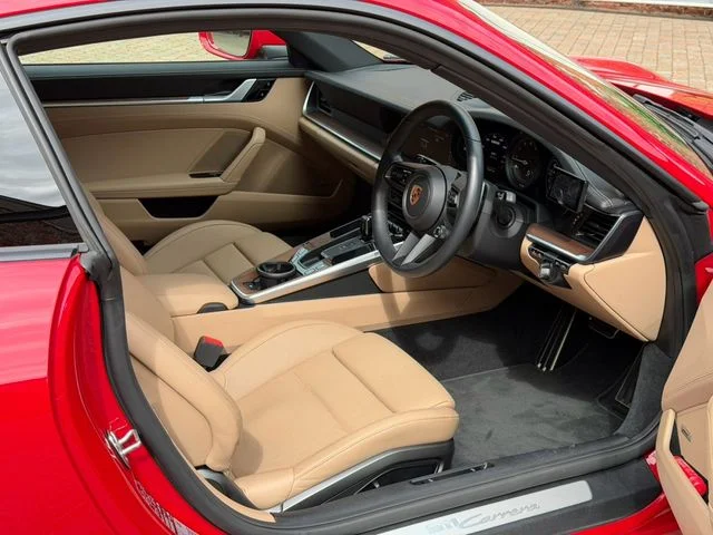 Porsche PORSCHE 911 カレラ photo 2