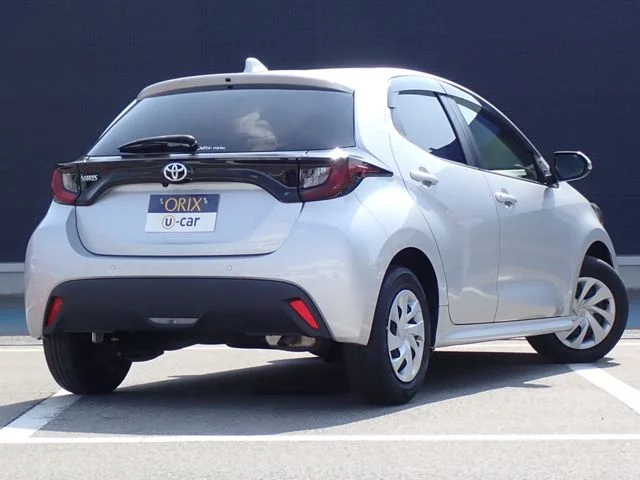 Toyota YARIS G photo 3