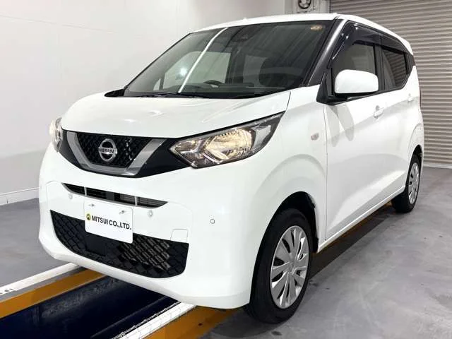 Nissan DAYZ 4WD B photo 3