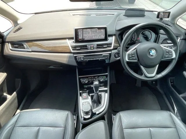 Bmw BMW 2series Active Tourer 218d　ラグジュアリー photo 2