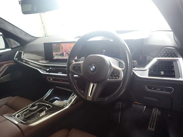 Bmw BMW X7 M60i　xDrive photo 2
