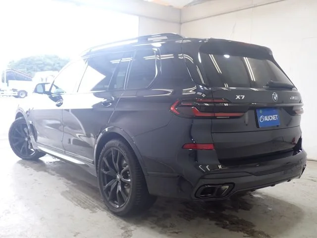 Bmw BMW X7 M60i　xDrive photo 3