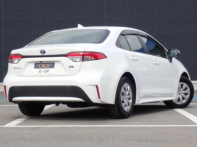 Toyota COROLLA sedan HYBRID 4WD G−X photo 3