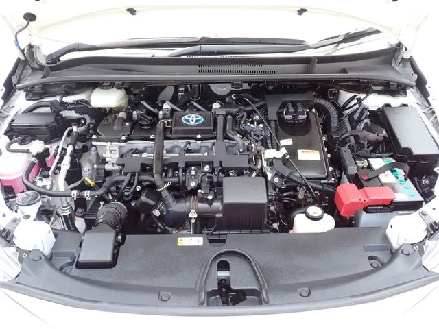 Toyota COROLLA sedan HYBRID 4WD G−X photo 4