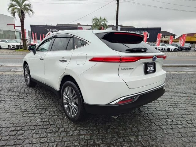 Toyota HARRIER HYBRID Z　レザーパッケージ photo 3