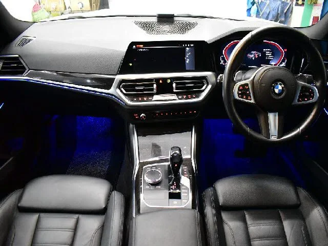 Bmw BMW 3series sedan 330i　Mスポーツ photo 2