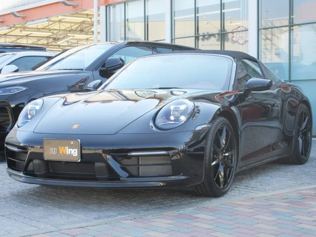Porsche PORSCHE 911 タルガ4 2023