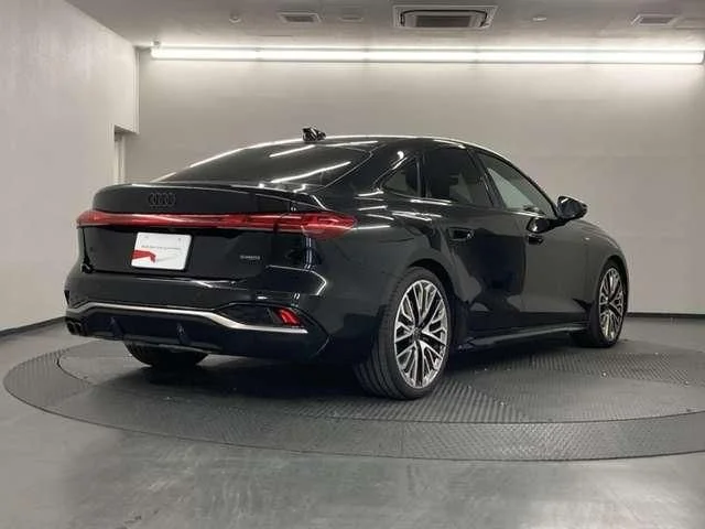 Audi AUDI A5 Sedan TDI　エディションワン photo 2