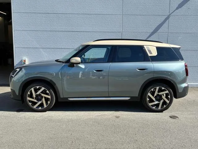 Bmw MINI COUNTRYMAN C photo 3