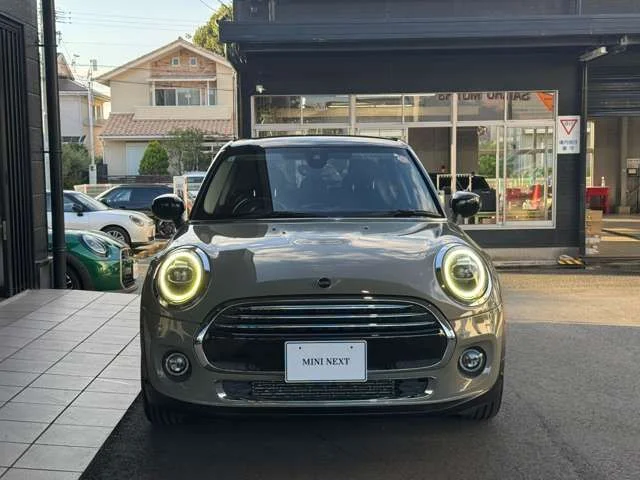 Bmw MINI COOPER D 5DOOR ベースグレード photo 2