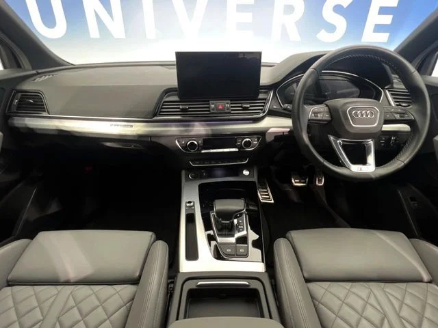Audi AUDI Q5 SPORTBACK 1st　エディション photo 2