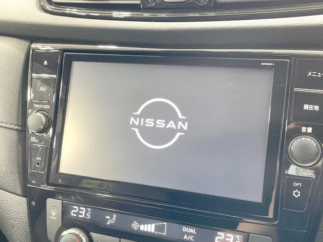 Nissan X-TRAIL 4WD 20Xi　Vセレクション photo 3