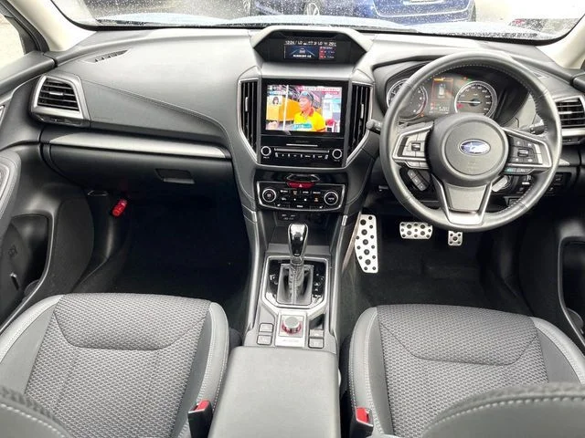 Subaru FORESTER アドバンス photo 2