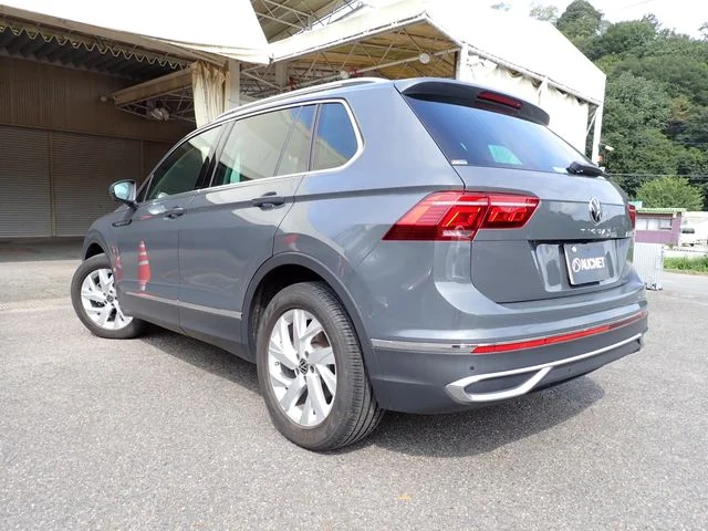 Volkswagen VOLKSWAGEN TIGUAN TSI　エレガンス photo 3