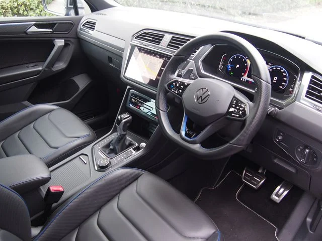 Volkswagen VOLKSWAGEN TIGUAN R photo 4