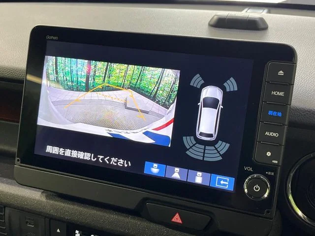Honda N BOX CUSTOM 4WD ベースグレード photo 4