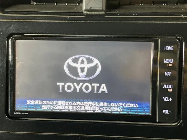 Toyota PRIUS S　ツーリングセレクション photo 4