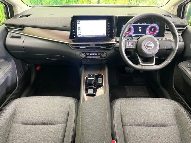 Nissan AURA G　FOUR photo 2
