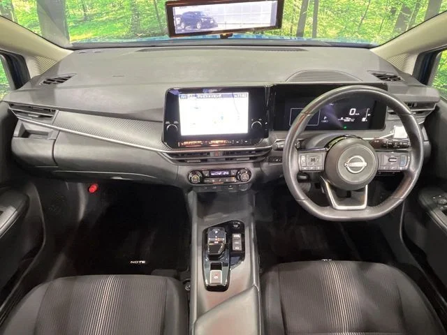 Nissan NOTE 4WD X　FOUR photo 2
