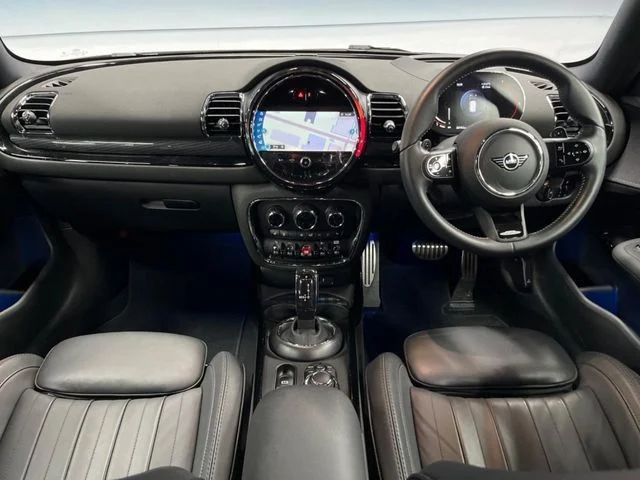 Bmw MINI CLUBMAN ジョンクーパーワークス photo 2