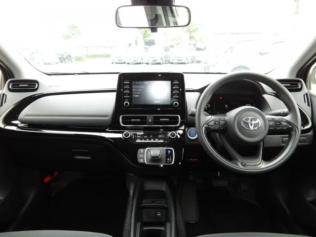 Toyota AQUA X photo 3