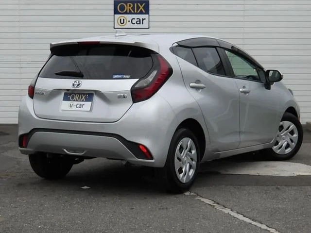 Toyota AQUA X photo 4