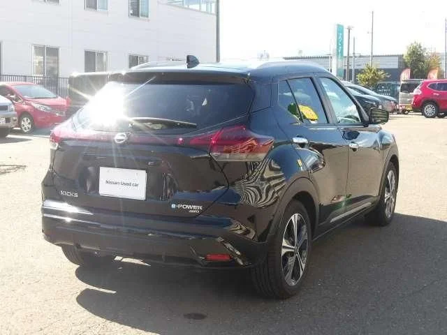 Nissan KICKS X　FOUR photo 2