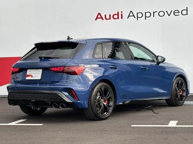 Audi AUDI S3 SPORTBACK ベースグレード photo 3
