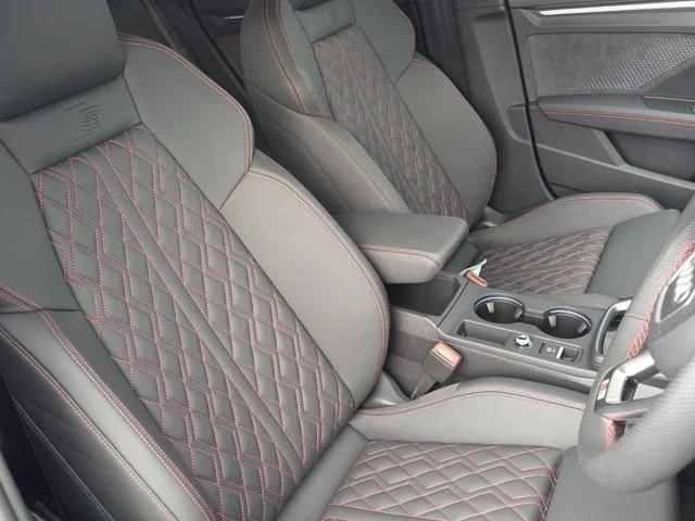 Audi AUDI S3 SPORTBACK ベースグレード photo 4