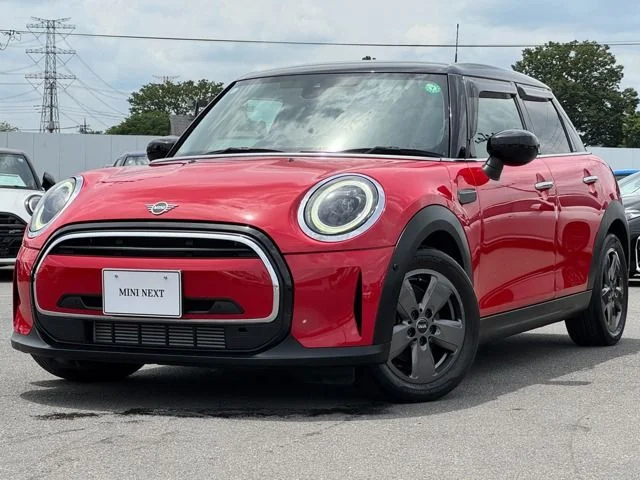 Bmw MINI COOPER D 5DOOR ベースグレード 2021
