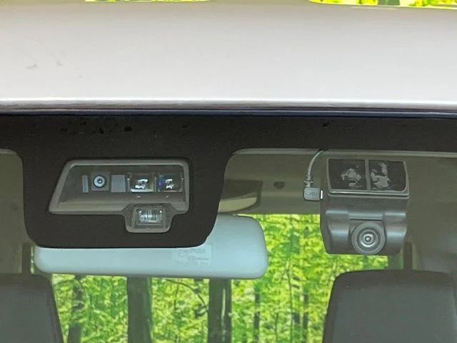 Suzuki Spacia custom ハイブリッドXS photo 4