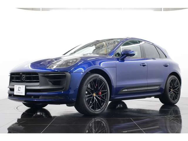 Porsche PORSCHE Macan GTS photo 2