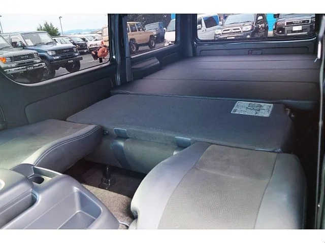 Toyota HIACE van 2WD ワイドスーパGLダークプライムLミドルR photo 2