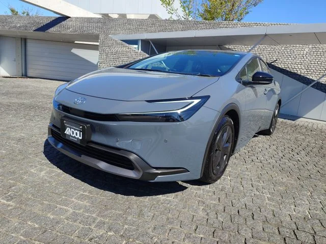 Toyota PRIUS U 2025