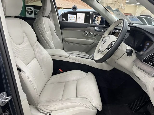 Volvo VOLVO XC90 アルティメット　B5　AWD　エアサス photo 4